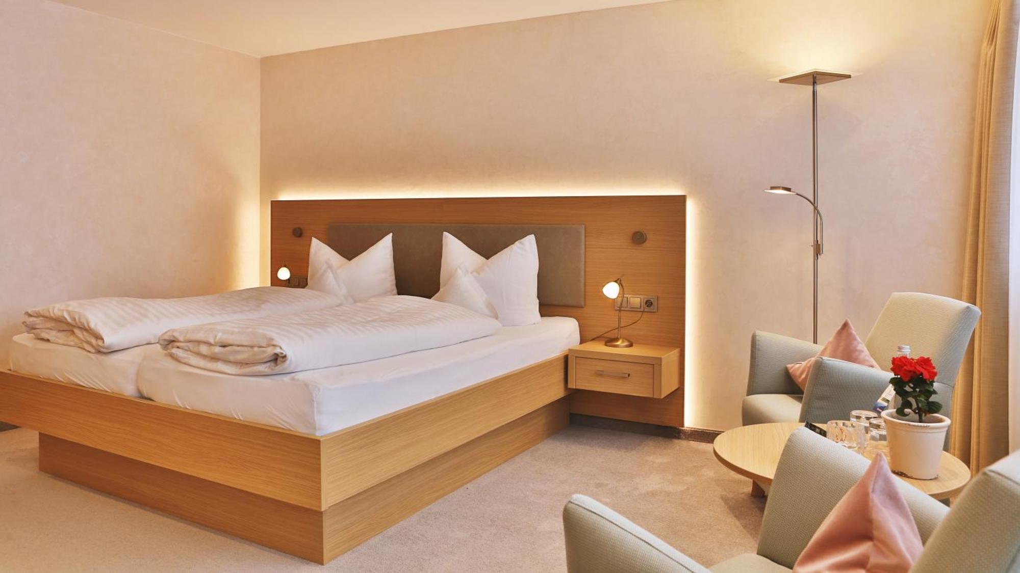 Hotel Waldblick クニービス エクステリア 写真
